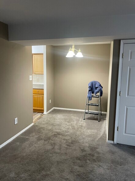 Dining room - 9485 Woodbridge Rd
