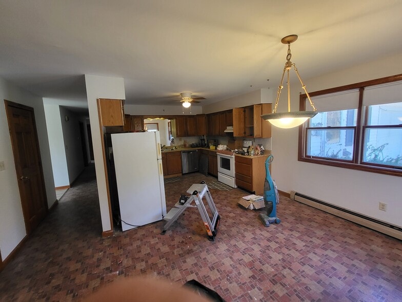 Building Photo - 26 Pearl Ln