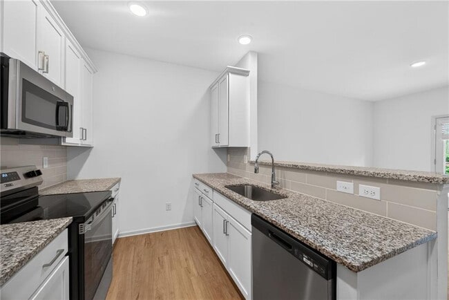 Building Photo - 7016 Fringe Flower Dr