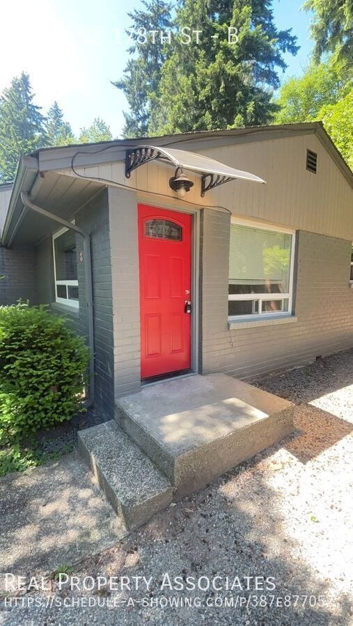Building Photo - 4400 NE 178th St