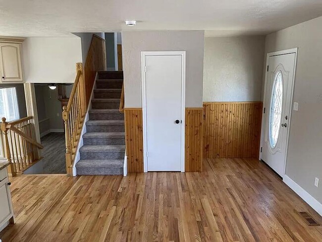 Building Photo - Beautiful 4BD/2BA Home in Prime Loveland L...