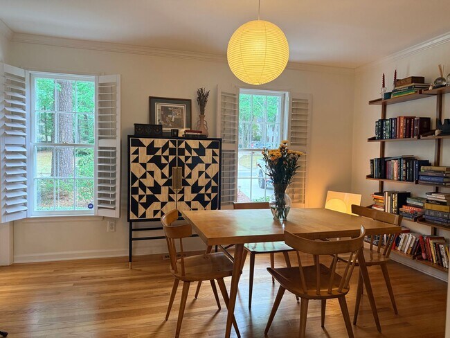 Building Photo - Stunning 4-Bedroom Cary Home with Basement! Available August 5th 2026!