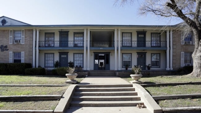 Building Photo - 425 N Rosemont Ave