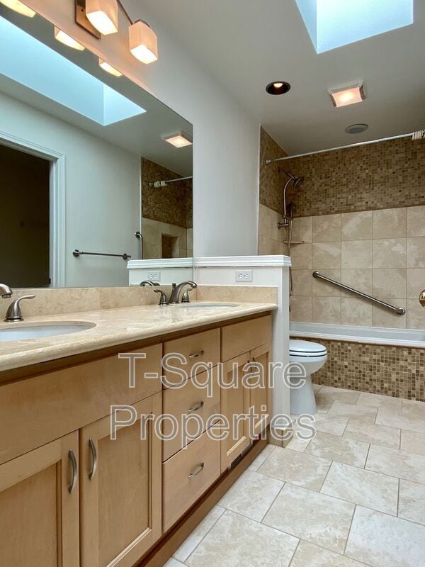 Building Photo - 13252 NE 183rd St
