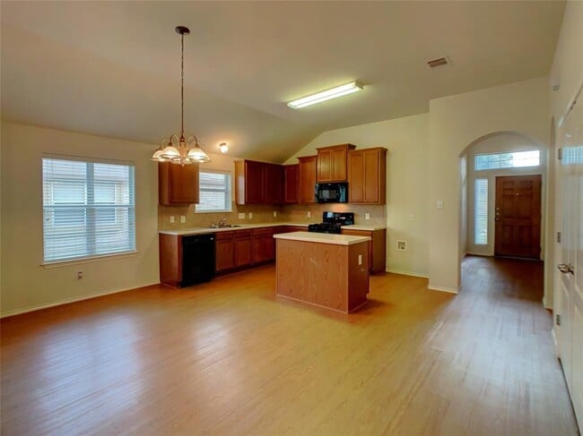 Building Photo - 1108 Alexandria Way