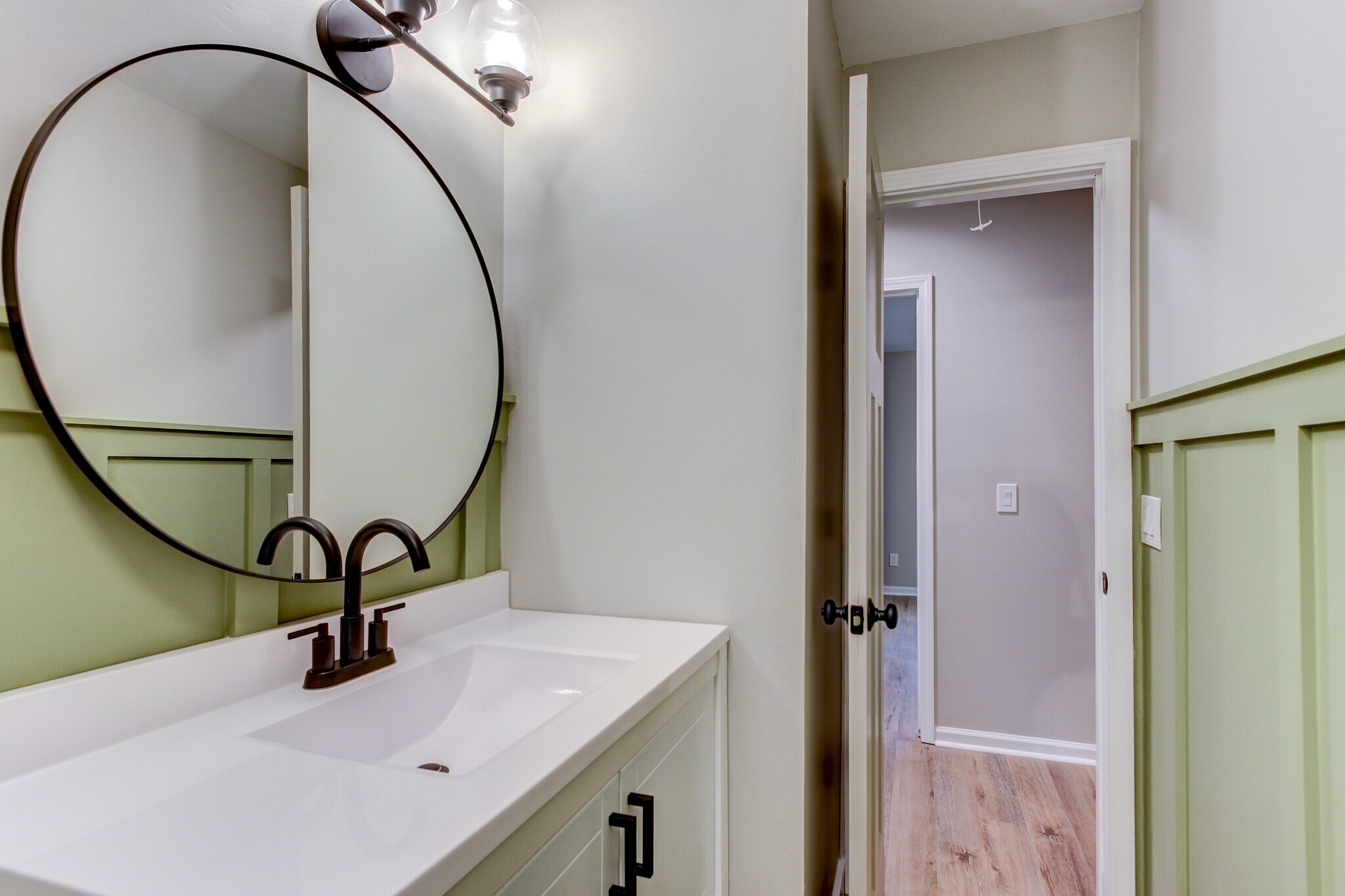 Building Photo - 48 Clark St