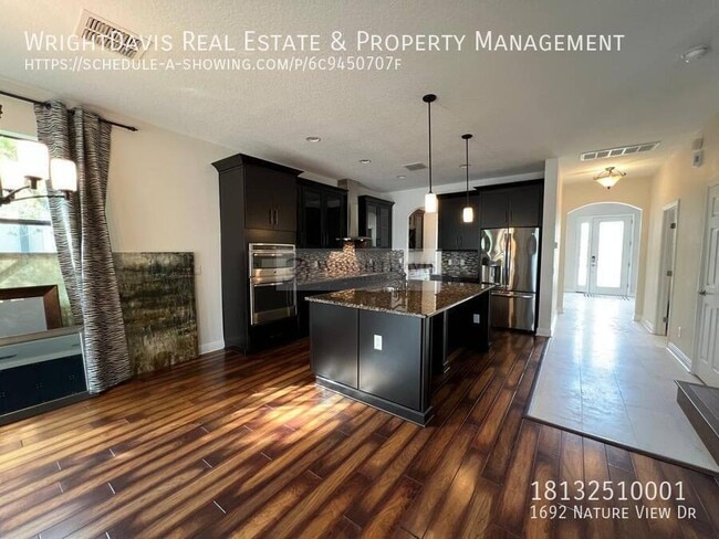 Building Photo - 1692 Nature View Dr