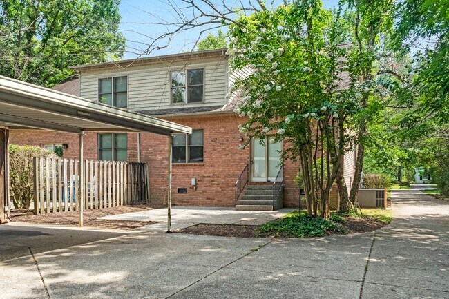 Building Photo - 1158 Sewanee Rd
