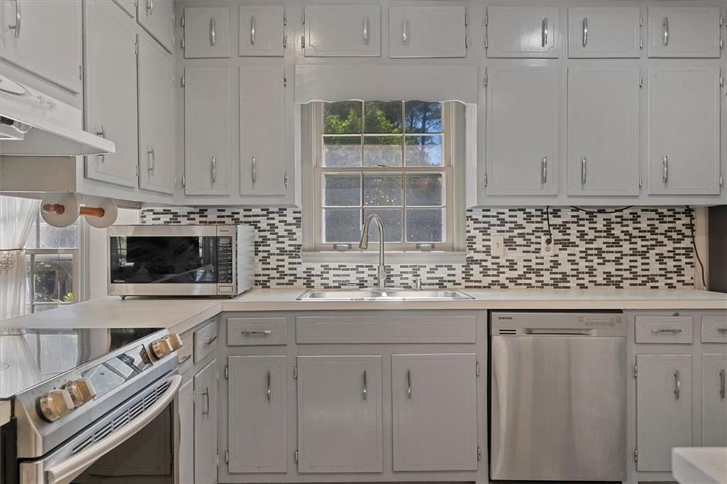 Building Photo - 3432 Pittard Rd