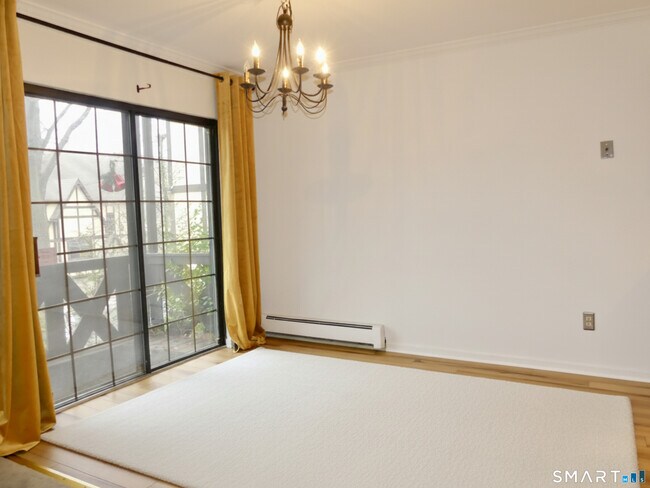 Building Photo - 50 Aiken St