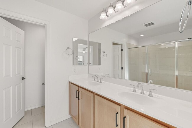 Building Photo - Three Bedrooms! Newer Neighborhood - convenient to 202!