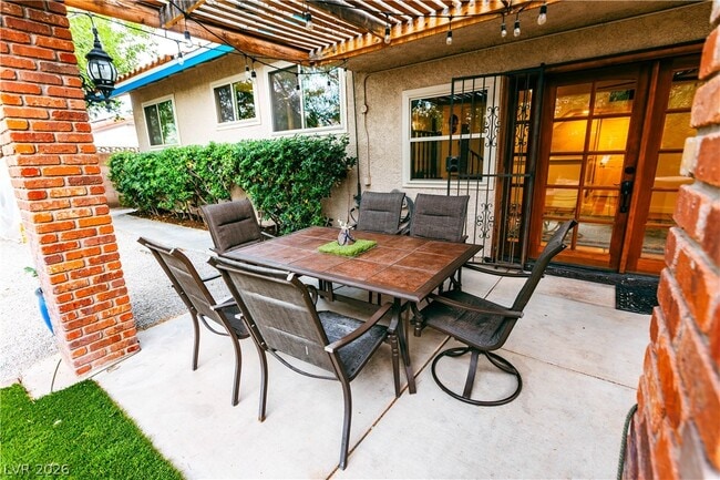 Building Photo - 8908 Silvagni Dr