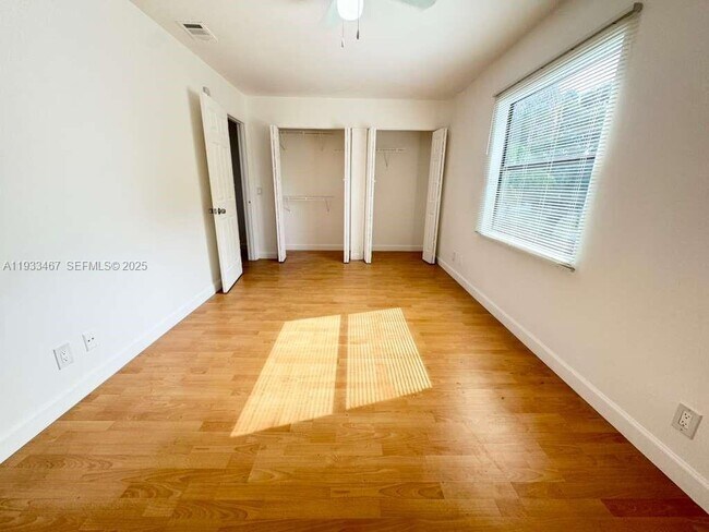 Building Photo - 31 Crossings Cir