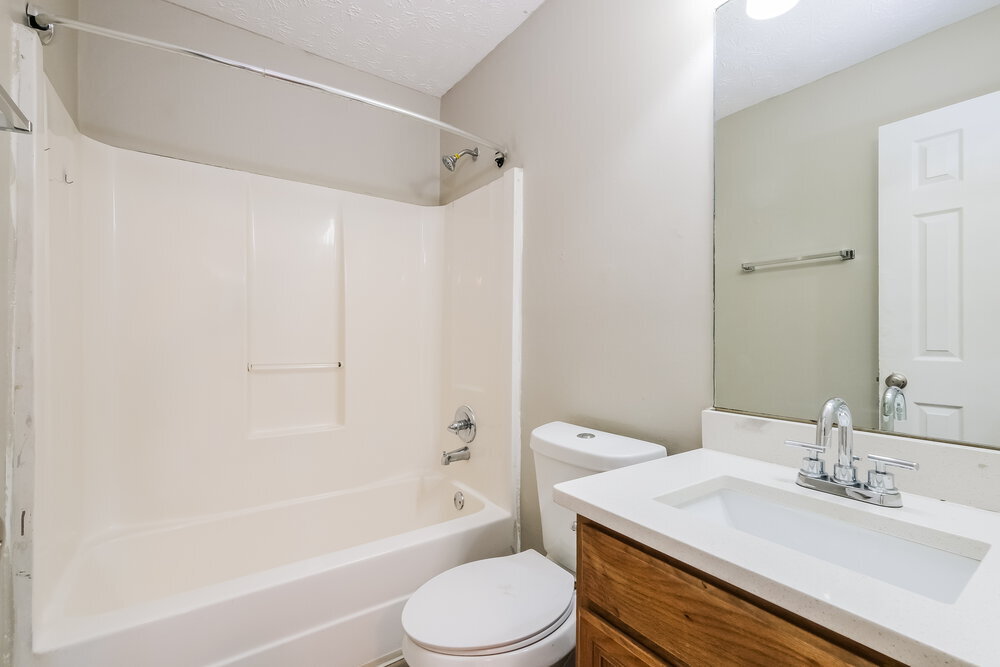 Building Photo - 100 Old Surrey Ct