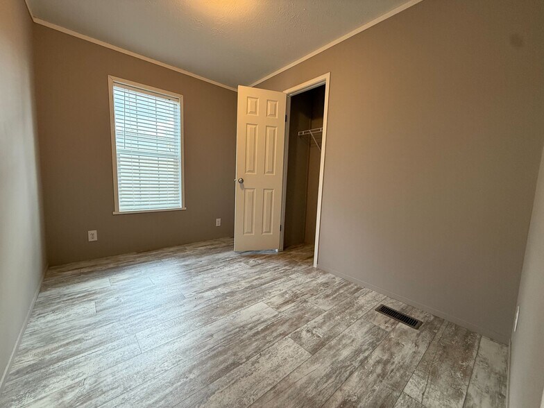 Building Photo - 11786 Cascade Cir