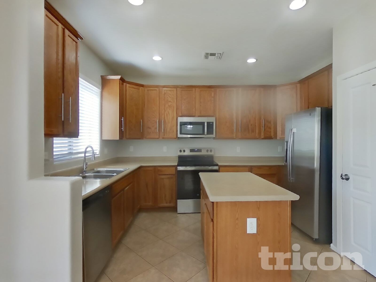 Building Photo - 8717 W Hammond Ln