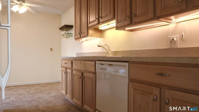 Building Photo - 23 Derbyshire