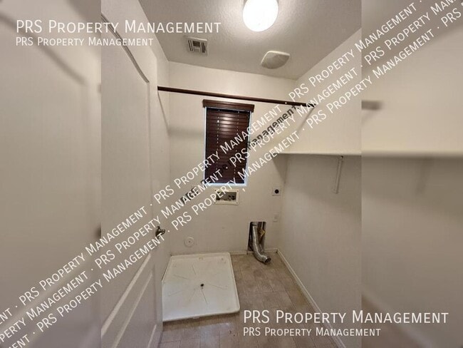 Building Photo - 2794 S Anderson Ln