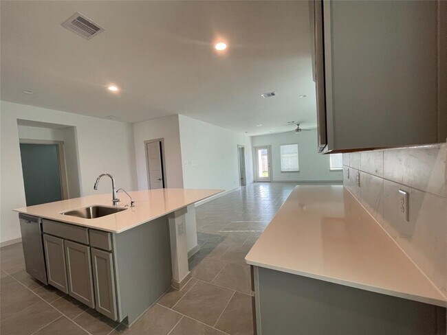 Building Photo - 28939 Lupo River Ct