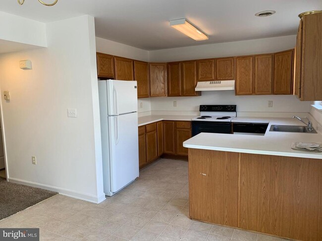 Building Photo - 616 W Martin St