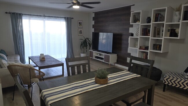 Building Photo - 31 Inlet Harbor Rd