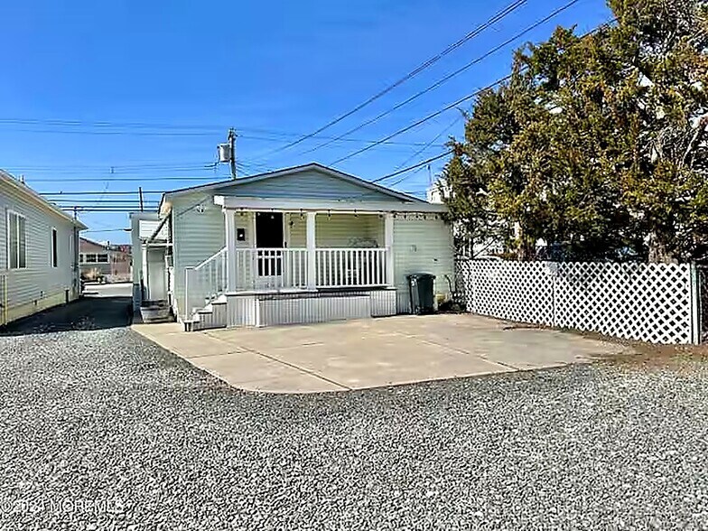 Building Photo - 112 Ocean Ave