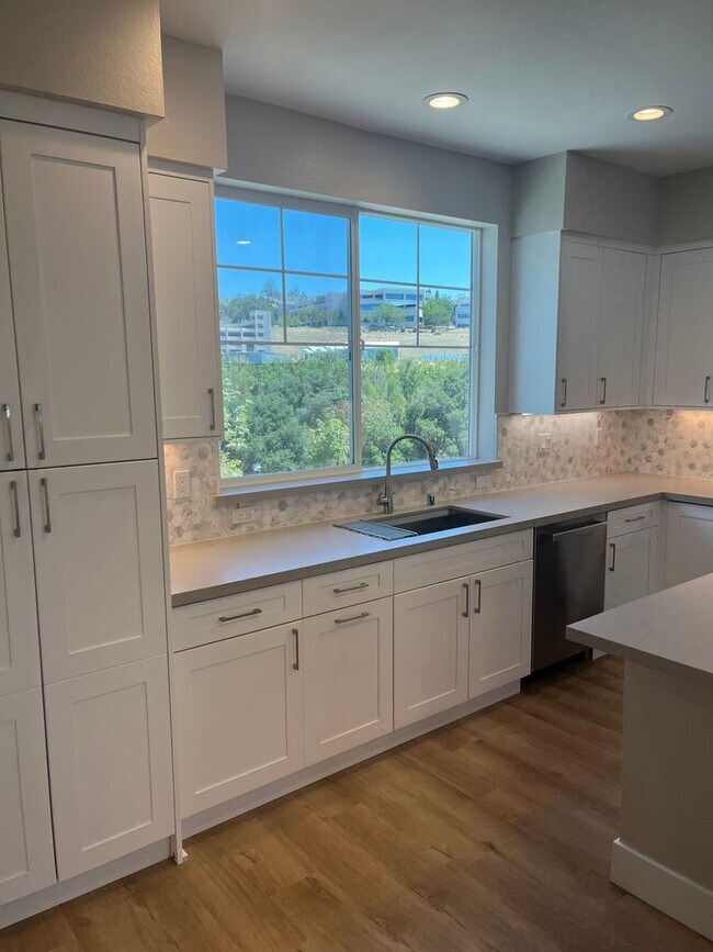 Building Photo - Beautiful New Construction Fountain Grove ...