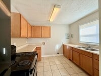 Building Photo - 1132 Montcalm St