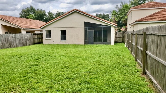 Building Photo - 12750 Sophiamarie Loop