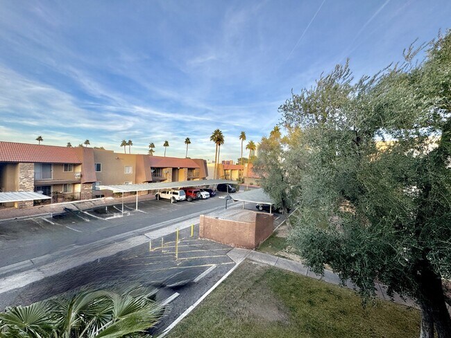 Building Photo - Las Vegas Guard-Gated Condo for Rent | Bella Vita Community | 1 Bedroom Upstairs Unit