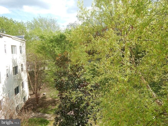 Building Photo - 1501 27th St SE