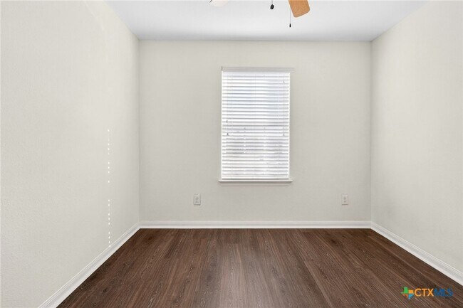 Building Photo - 308 Yearwood Ln