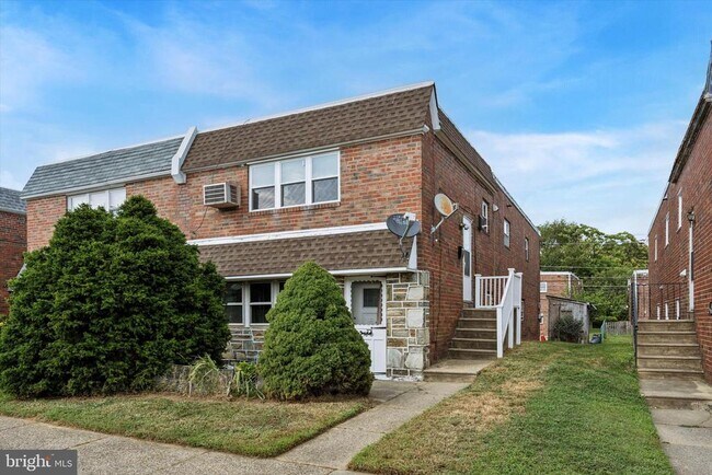 Primary Photo - 2155 Benson St