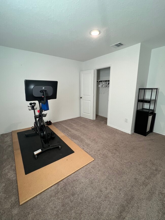 Building Photo - 7211 Green Sapphire