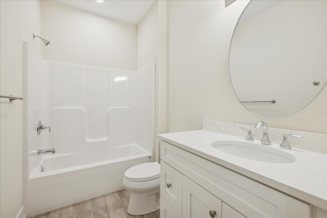 Building Photo - 935 Partridge Cir