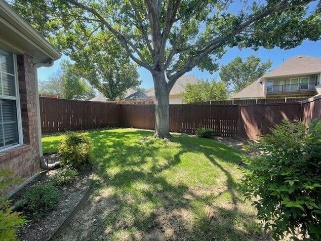 Building Photo - 3710 White River Dr