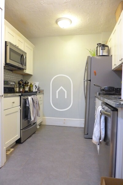 Building Photo - 36 Fenway