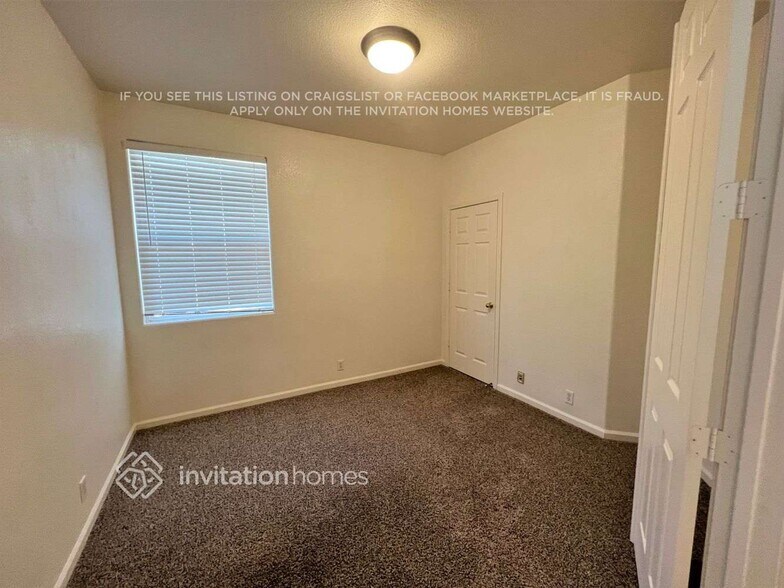Building Photo - 5543 Ridgepoint Dr
