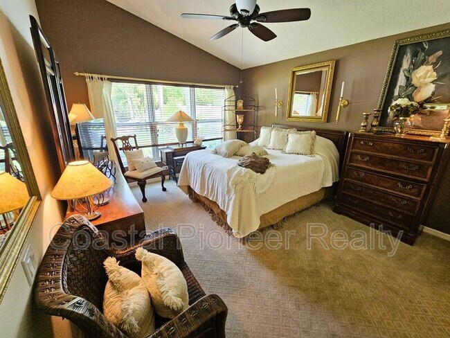 Building Photo - 4521 Gulfwinds Dr