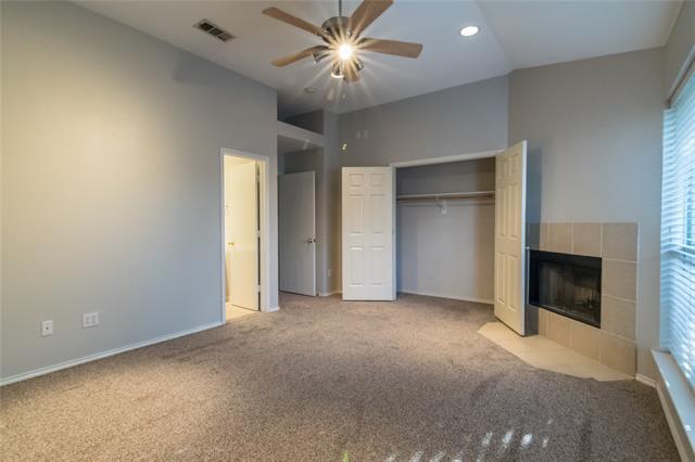 Building Photo - 3904 Brandon Park Dr