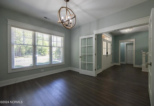 Building Photo - 7110 Saybrook Dr