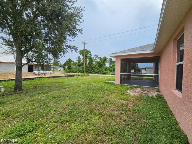 Building Photo - 2600 14th St W