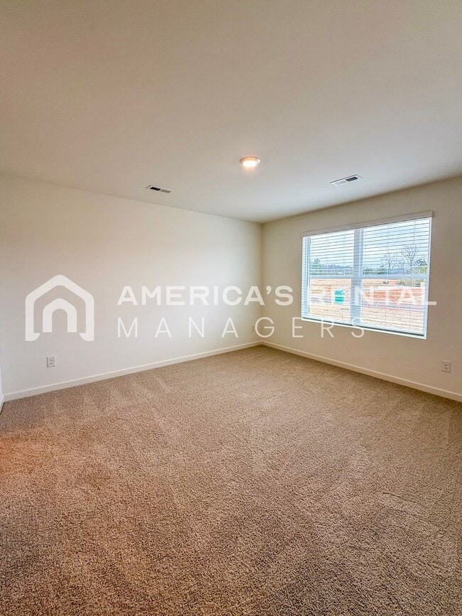 Building Photo - Spacious Single-Story Living in Vance, AL! View with 48 Hours Notice! REDUCED PRICE!  DEPOSIT PEN...