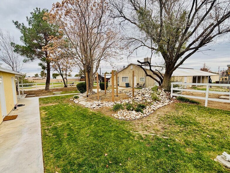 Building Photo - 41024 16th St W