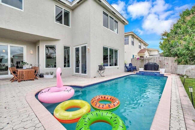 Building Photo - 16373 SW 30th St