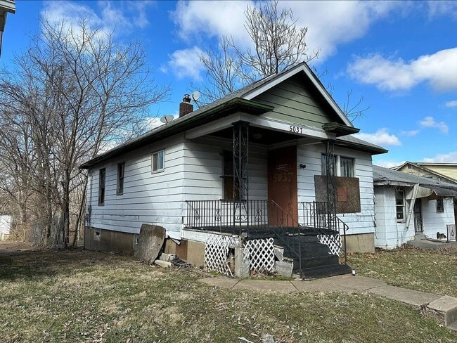 Building Photo - 5037 Plover Ave