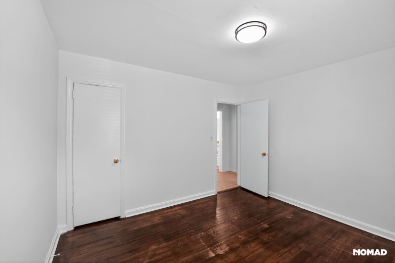 Building Photo - 1986 Cogar Dr