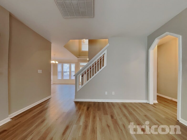 Building Photo - 1029 Steelhorse Dr