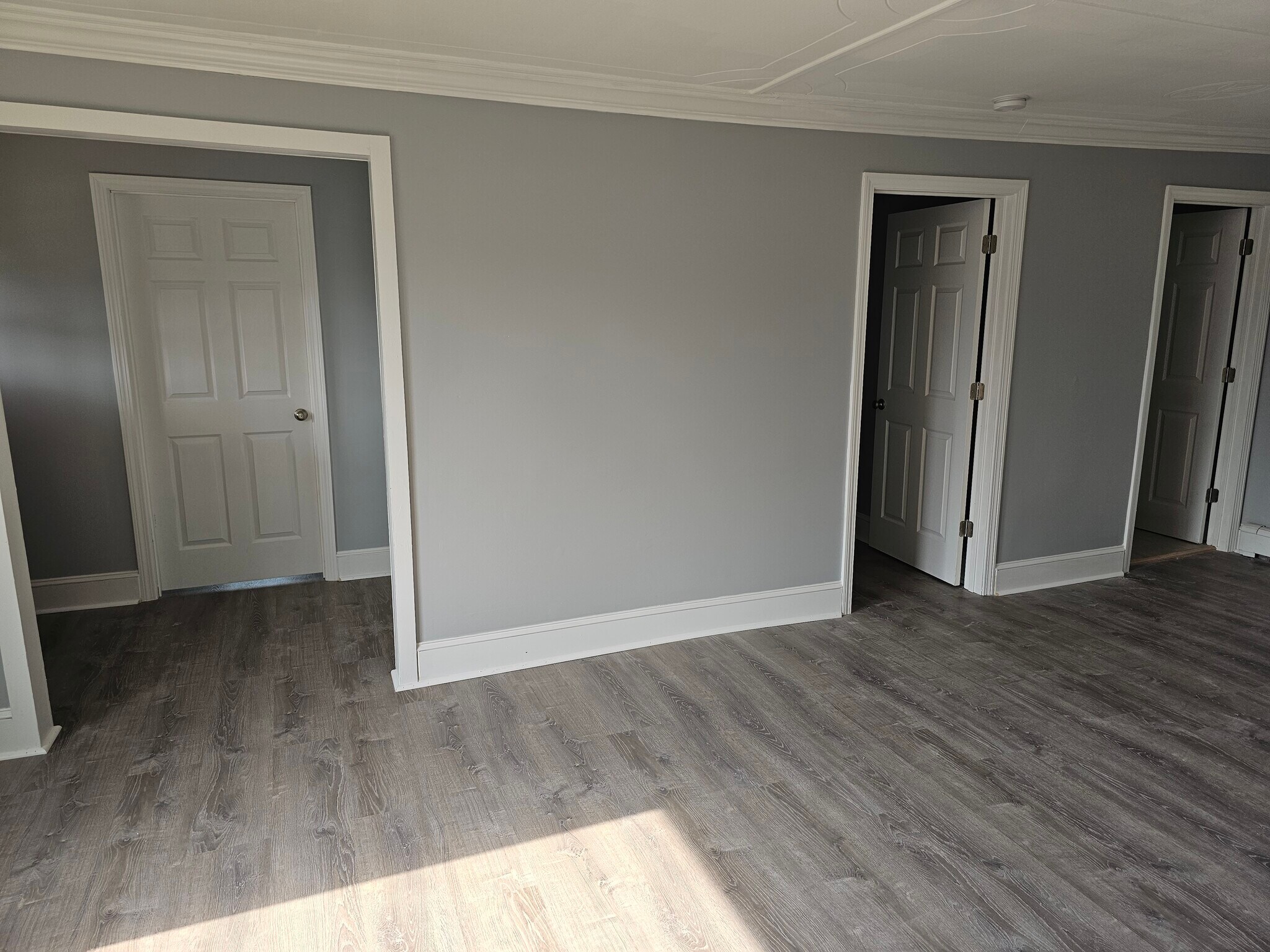 Building Photo - 53 Grove St