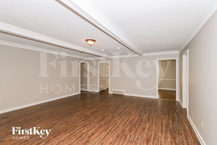 Building Photo - 1053 Boones Hollow Dr